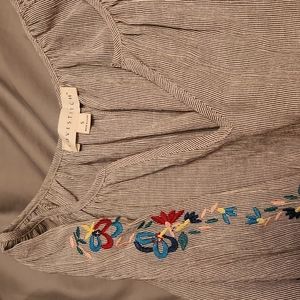 Love stitch stripe floral detail on sleeves